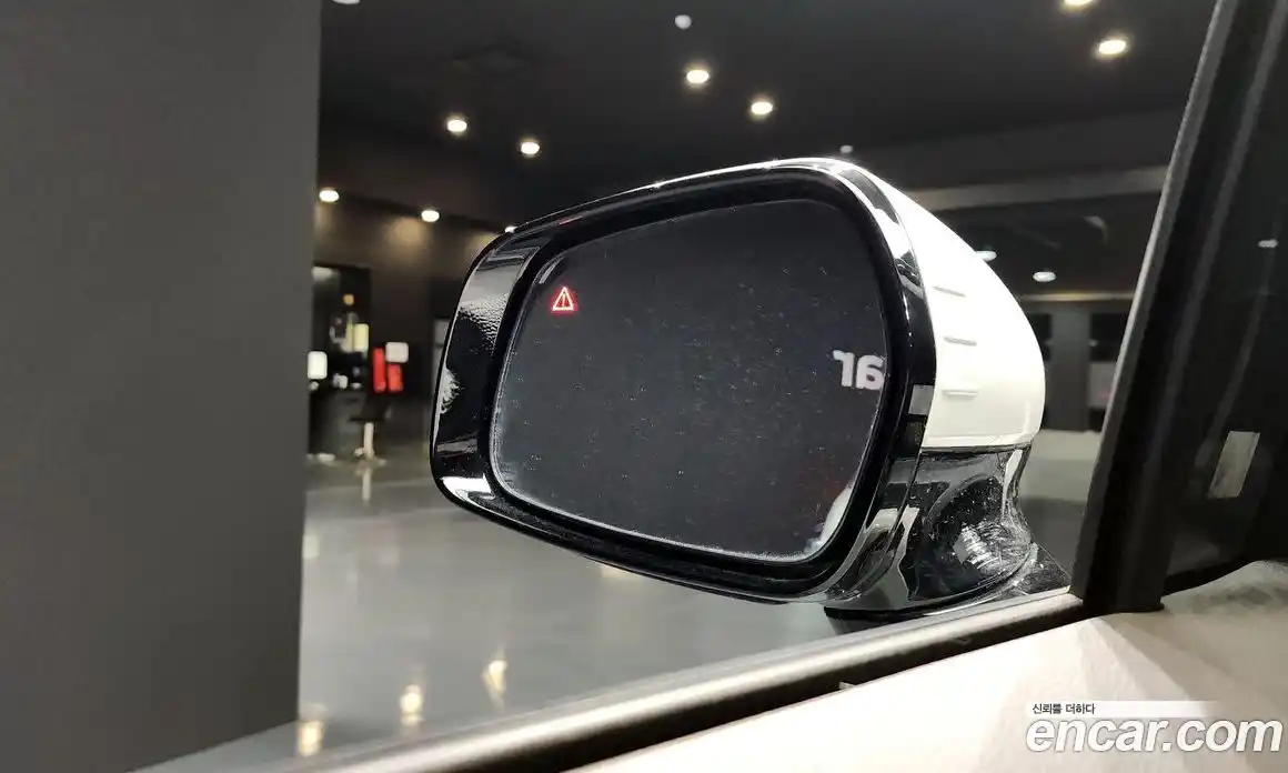 Kia Canival 2022 3.5 Автомат в Москве № 1002686, фото 13