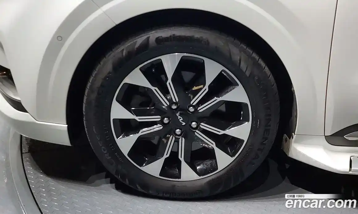 Kia Canival 2022 3.5 Автомат в Москве № 1002686, фото 5