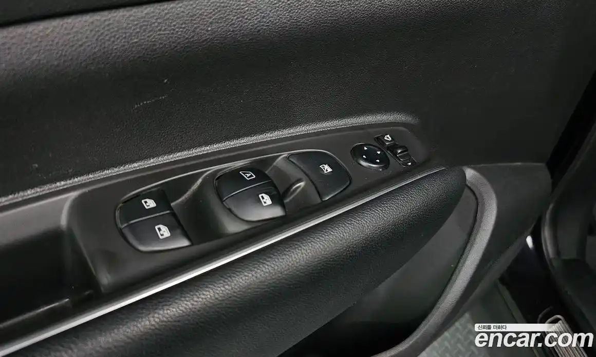 Renault QM6 2018 2.0 Автомат в Москве № 1003714, фото 17