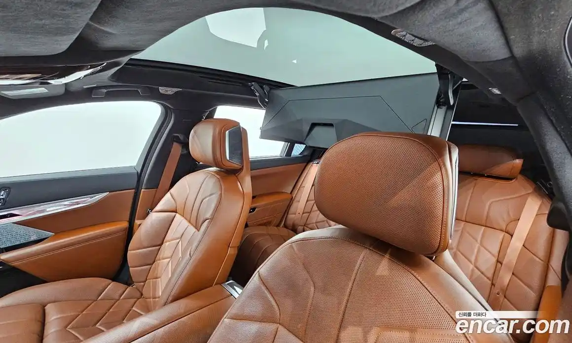 BMW 7-Series 2023 3.0 Автомат в Москве № 1004843, фото 18