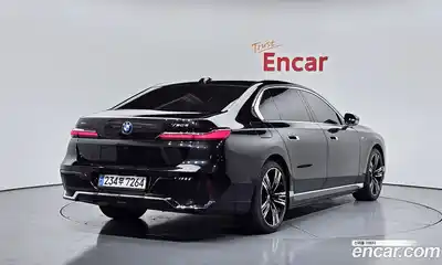 BMW 7-Series 2023 3.0 Автомат в Москве № 1004843, миниатюра 2