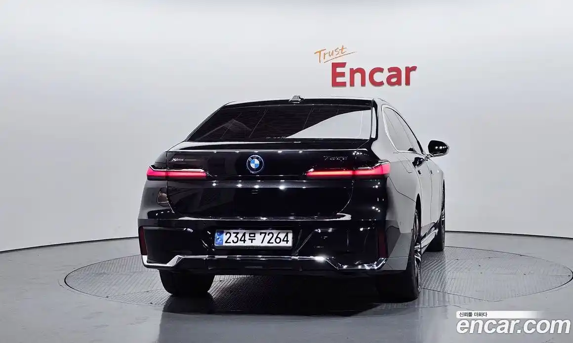 BMW 7-Series 2023 3.0 Автомат в Москве № 1004843, фото 4