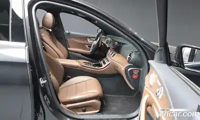 Mercedes-Benz E-Class 2021 1.9 гидро, миниатюра 11