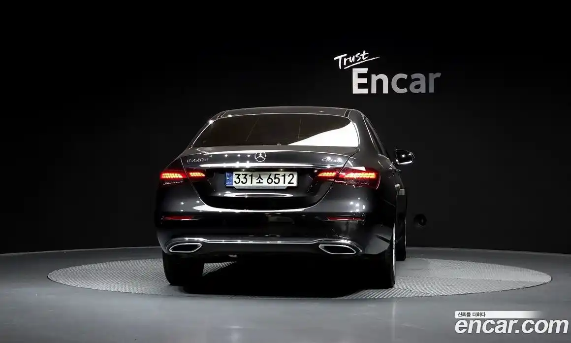 Mercedes-Benz E-Class 2021 1.9 гидро, фото 4