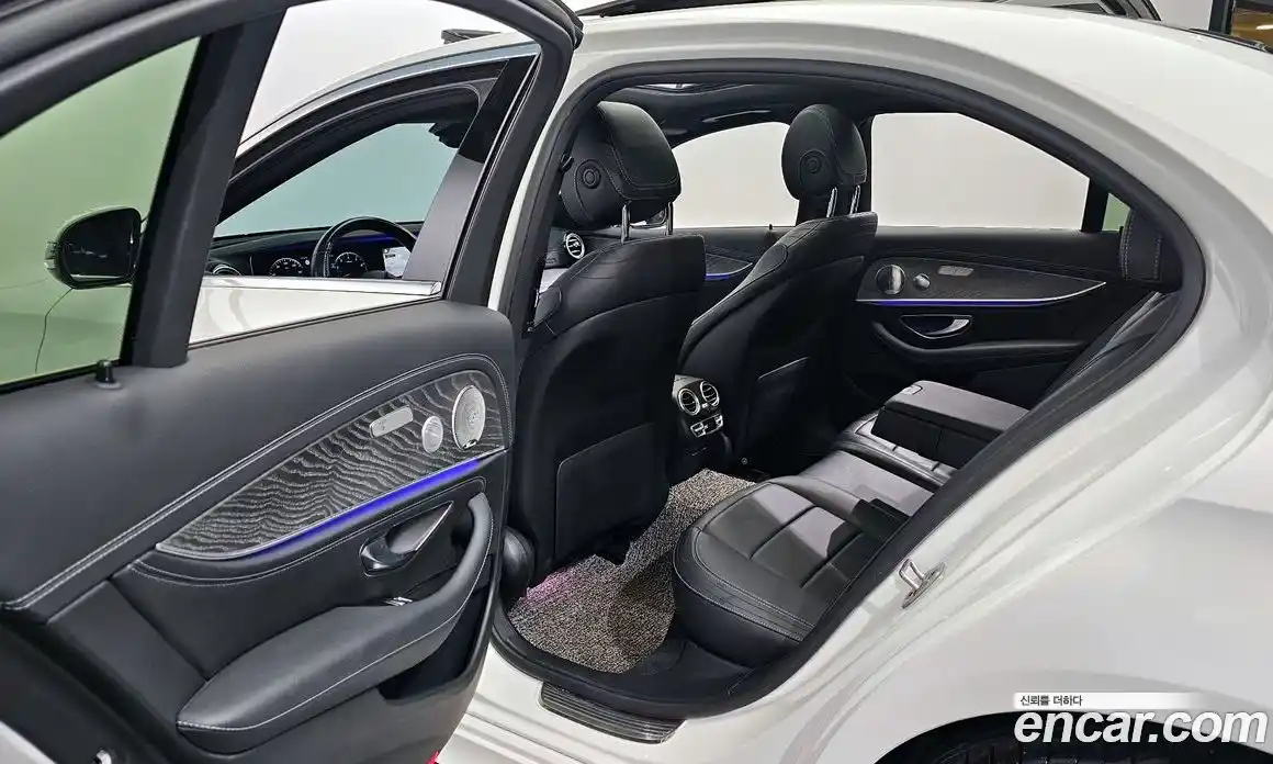 Mercedes-Benz E-Class 2021 2.0 гидро, фото 11