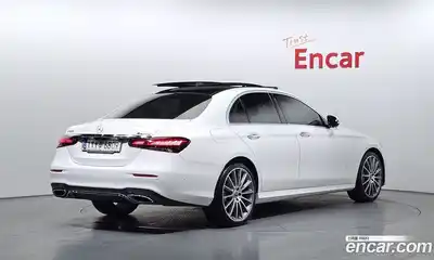 Mercedes-Benz E-Class 2021 2.0 гидро, миниатюра 2
