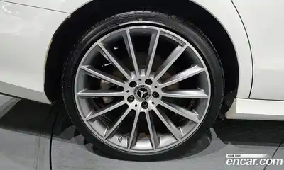 Mercedes-Benz E-Class 2021 2.0 гидро, миниатюра 5