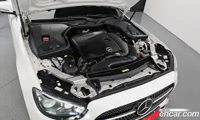 Mercedes-Benz E-Class 2021 2.0 гидро, миниатюра 6