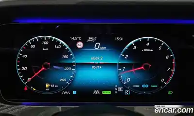 Mercedes-Benz E-Class 2021 2.0 гидро, миниатюра 8