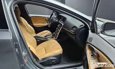 Volvo V40 2018 2.0 гидро в Москве № 1008700, миниатюра 11