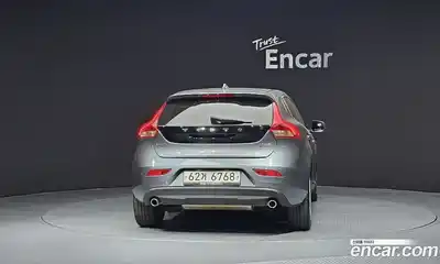 Volvo V40 2018 2.0 гидро в Москве № 1008700, миниатюра 4