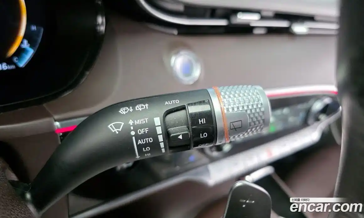 Genesis GV70 2022 2.5 Автомат в Москве № 1009939, фото 14