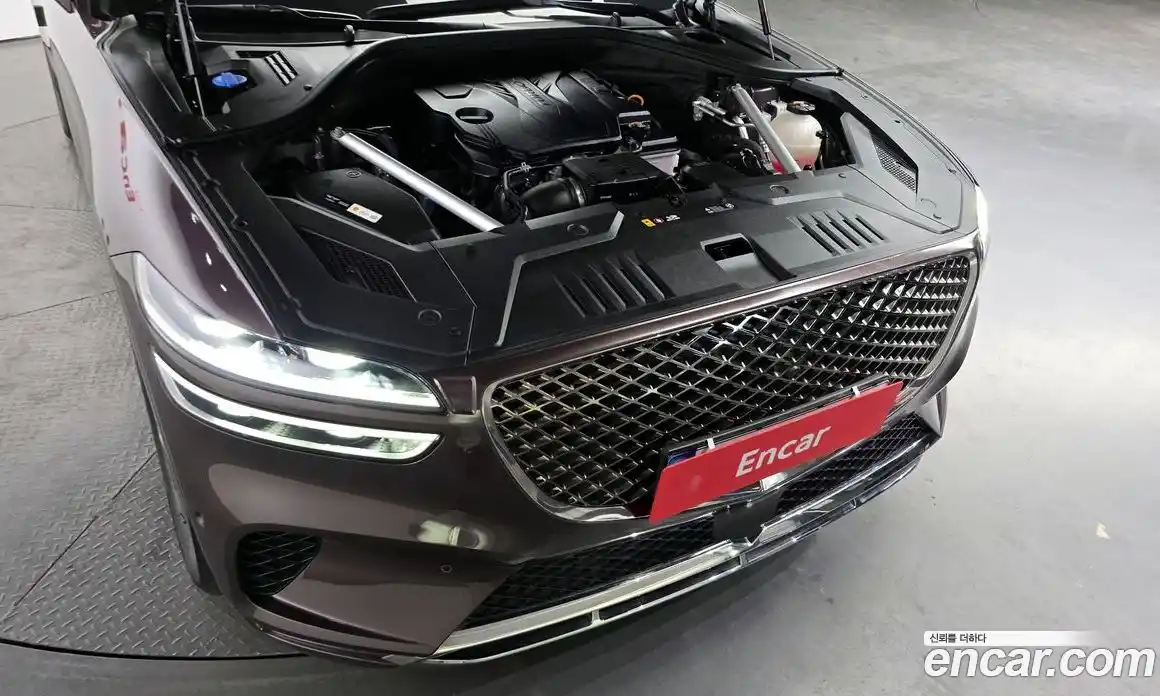 Genesis GV70 2022 2.5 Автомат в Москве № 1009939, фото 6