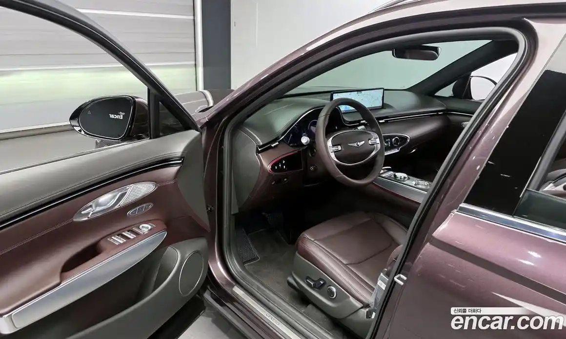 Genesis GV70 2022 2.5 Автомат в Москве № 1009939, фото 10