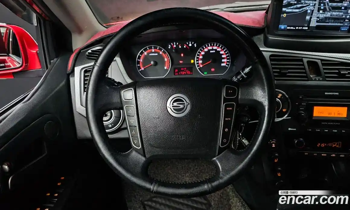 SsangYong Korando 2014 2.0 Автомат в Москве № 1011078, фото 13