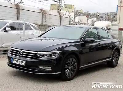 Volkswagen Passat 2021 2.0 гидро в Москве № 1014793, миниатюра 2