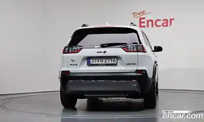 Jeep Cherokee 2022 2.4 гидро в Москве № 1014858, миниатюра 3