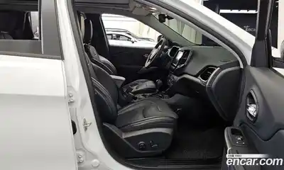 Jeep Cherokee 2022 2.4 гидро в Москве № 1014858, миниатюра 10