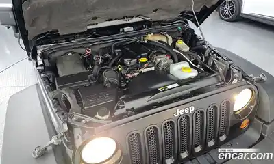 Jeep Wrangler 2012 2.8 гидро в Москве № 1015099, миниатюра 6