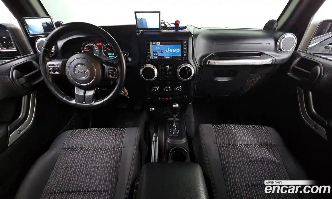 Jeep Wrangler 2012 2.8 гидро в Москве № 1015099, фото 7
