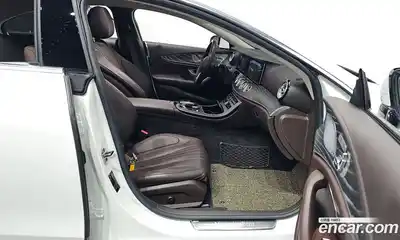 Mercedes-Benz CLS-Class 2020 3.0 гидро в Москве № 139273, миниатюра 11