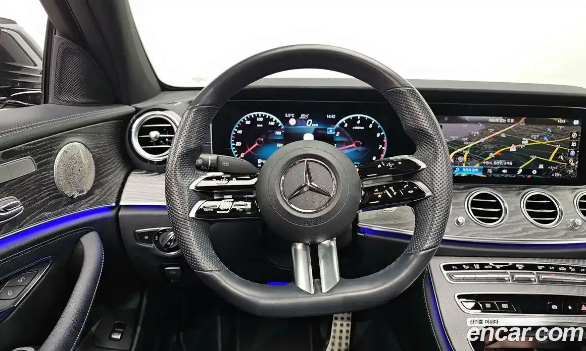 Mercedes-Benz E-Class 2021 2.0 гидро в Москве № 140079, фото 13