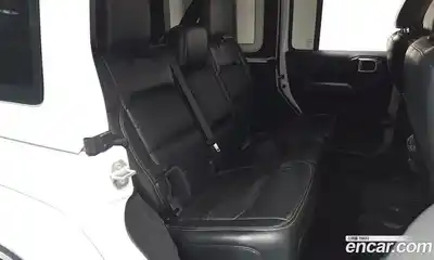 Jeep Wrangler 2022 2.0 гидро в Москве № 145091, миниатюра 10