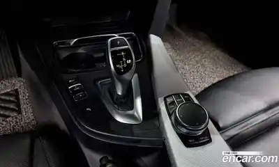 BMW 3-Series 2017 2.0 гидро в Москве № 155348, миниатюра 9