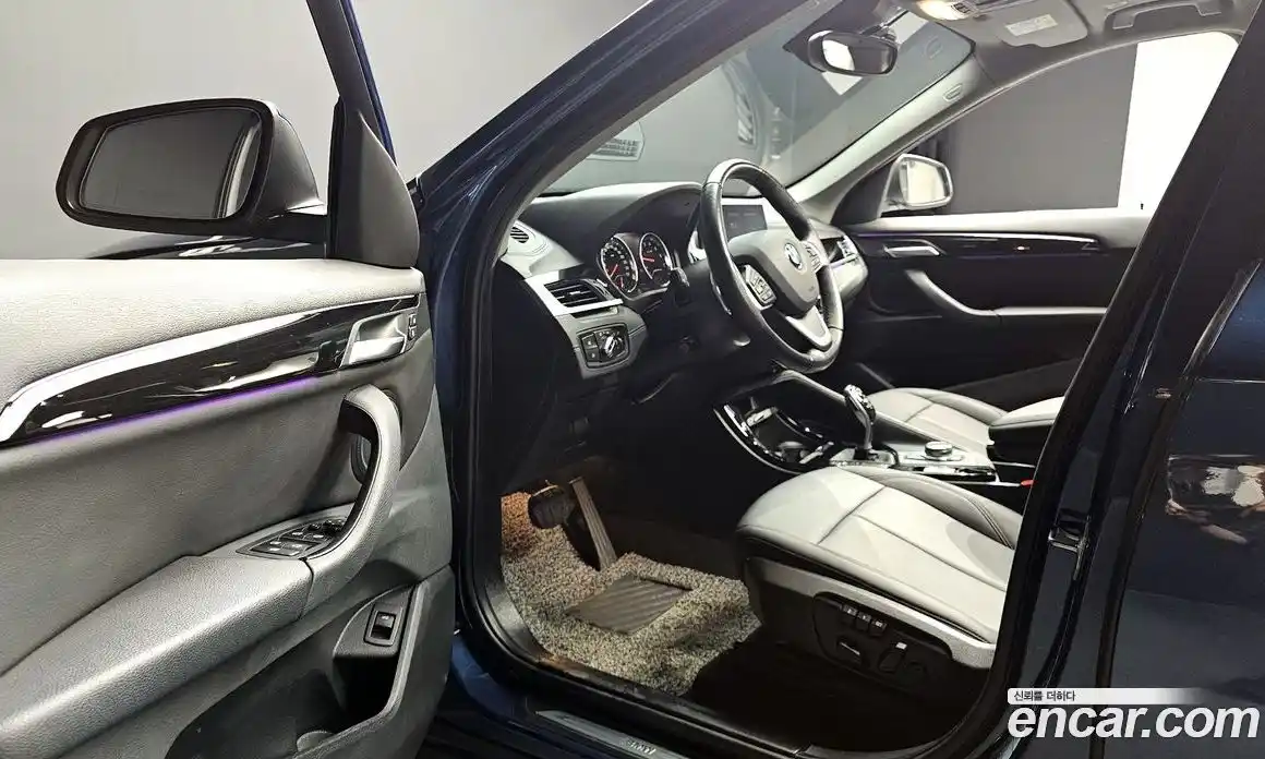BMW X1 2022 2.0 гидро в Москве № 157354, фото 12