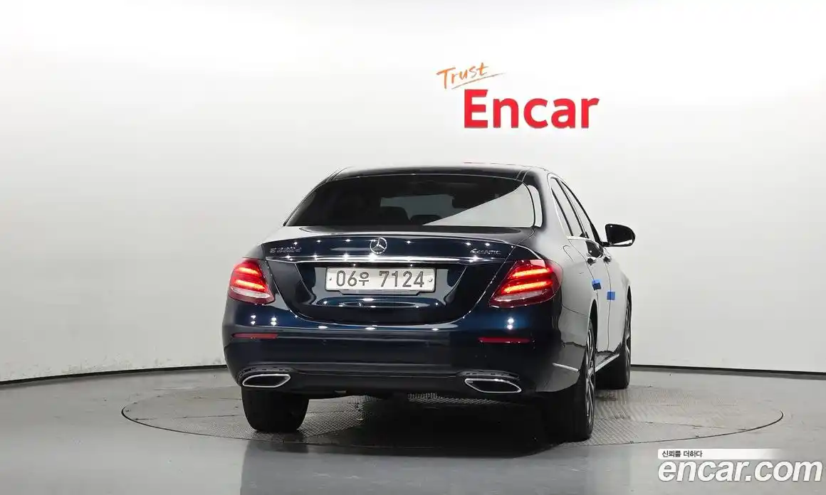 Mercedes-Benz E-Class 2017 1.9 гидро в Москве № 161643, фото 4