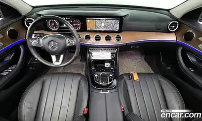 Mercedes-Benz E-Class 2017 1.9 гидро в Москве № 161643, миниатюра 7