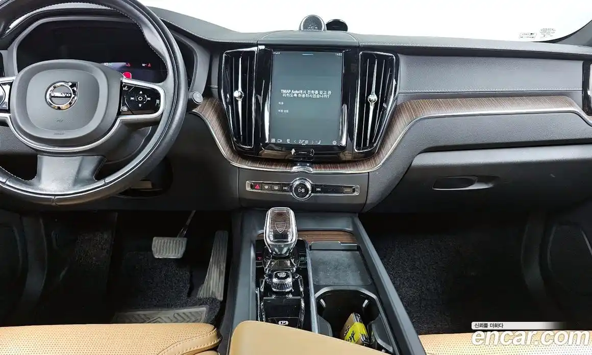 Volvo XC60 2021 2.0 гидро в Москве № 164368, фото 14