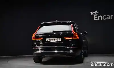 Volvo XC60 2021 2.0 гидро в Москве № 164368, миниатюра 4