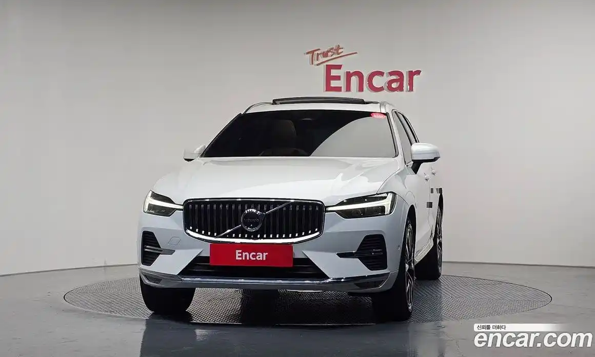 Volvo XC60 2022 2.0 гидро в Москве № 164421, фото 3