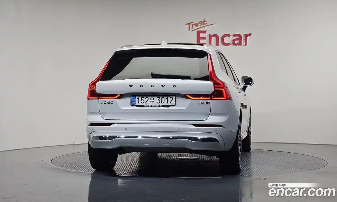 Volvo XC60 2022 2.0 гидро в Москве № 164421, фото 4