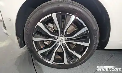 Volvo XC60 2022 2.0 гидро в Москве № 164421, миниатюра 5