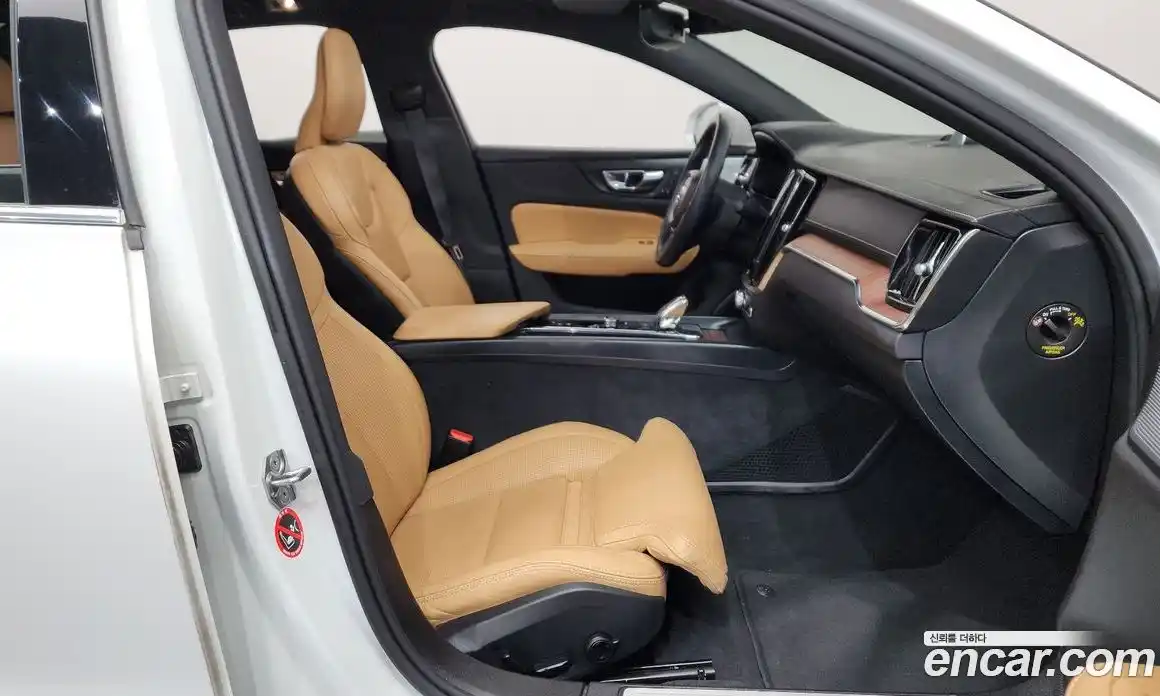 Volvo S60 2021 2.0 гидро в Москве № 164571, фото 11