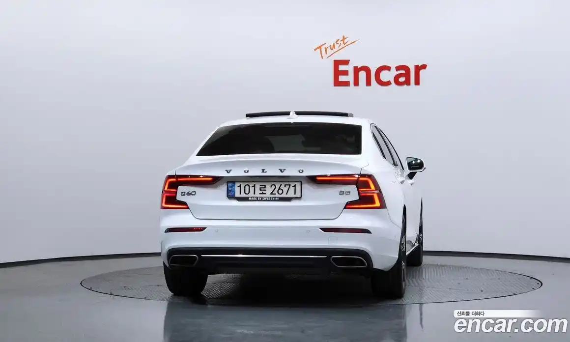 Volvo S60 2021 2.0 гидро в Москве № 164571, фото 4