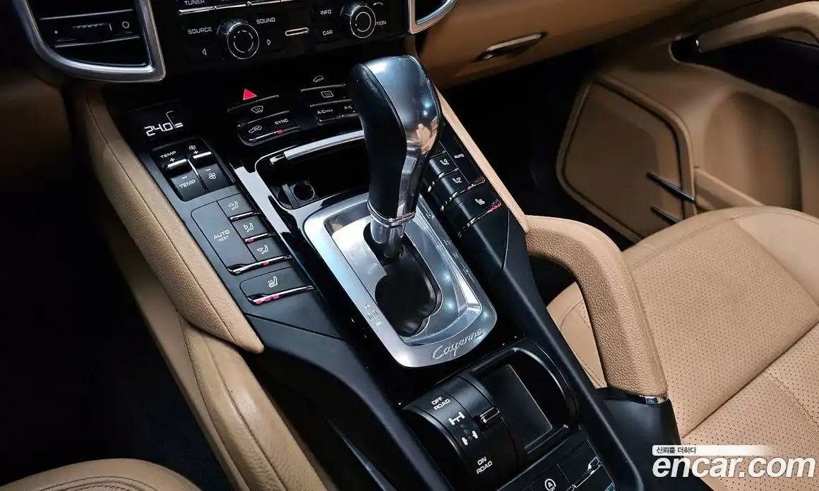 Porsche Cayenne 2016 3.0 гидро в Москве № 165136, фото 9