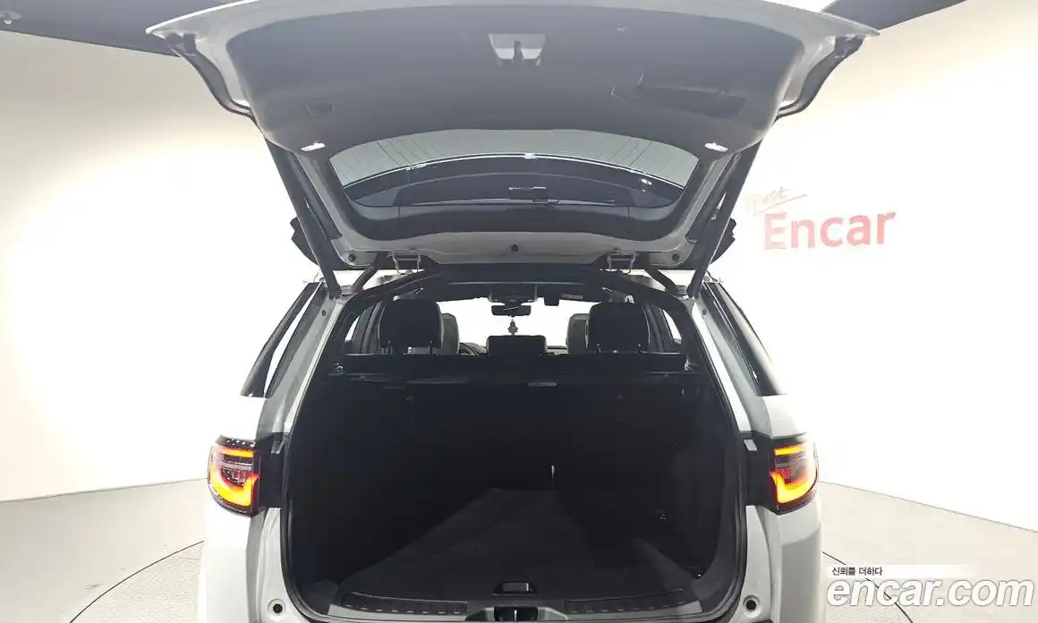 Land Rover Discovery Sport 2025 2.0 гидро в Москве № 165961, фото 19