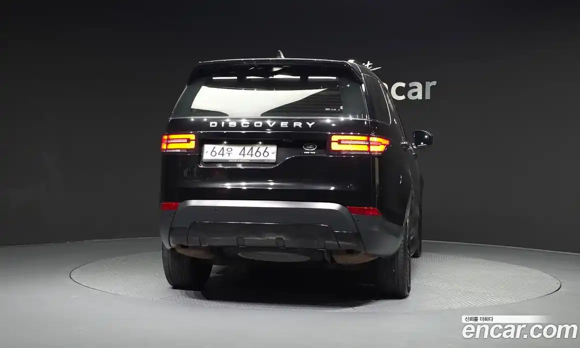 Land Rover Discovery 2017 3.0 гидро в Москве № 166350, фото 4