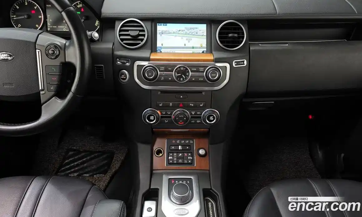 Land Rover Discovery 2015 3.0 гидро в Москве № 166472, фото 17