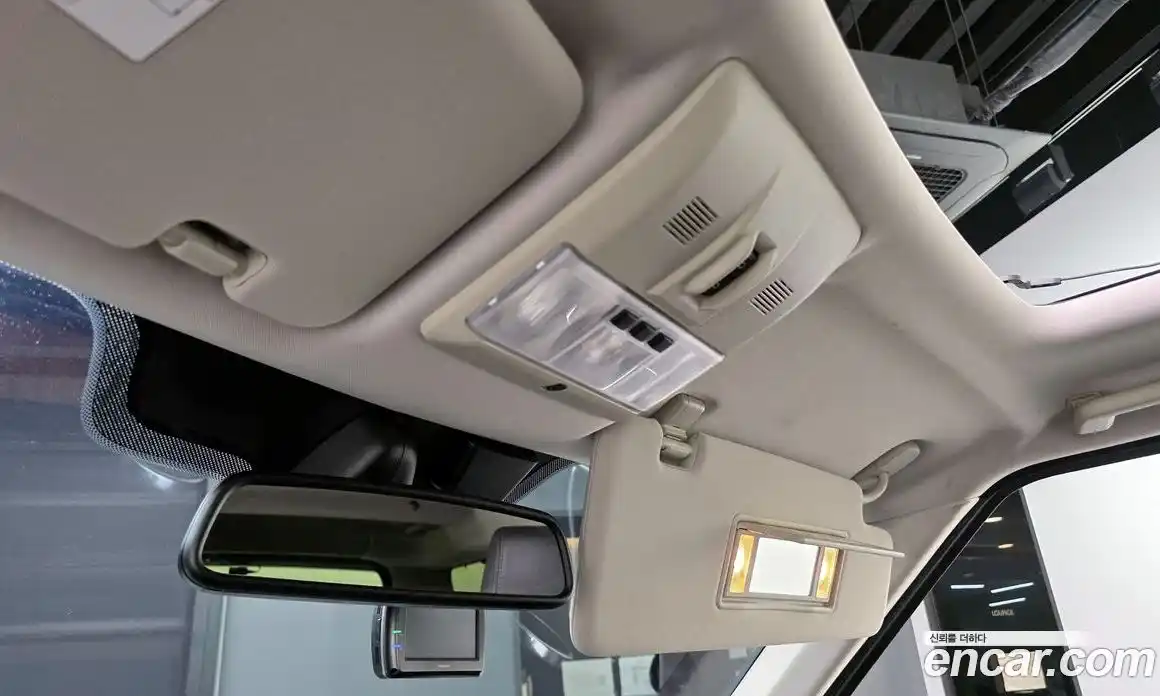 Land Rover Discovery 2015 3.0 гидро в Москве № 166472, фото 18