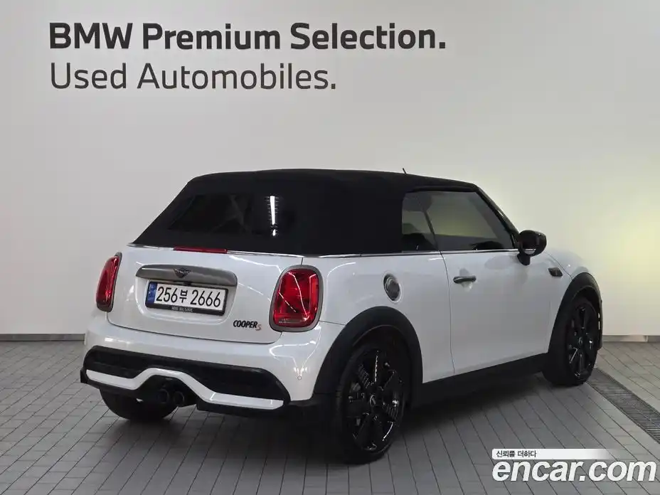 Mini Cooper Convertible 2023 2.0 гидро в Москве № 167415, фото 3