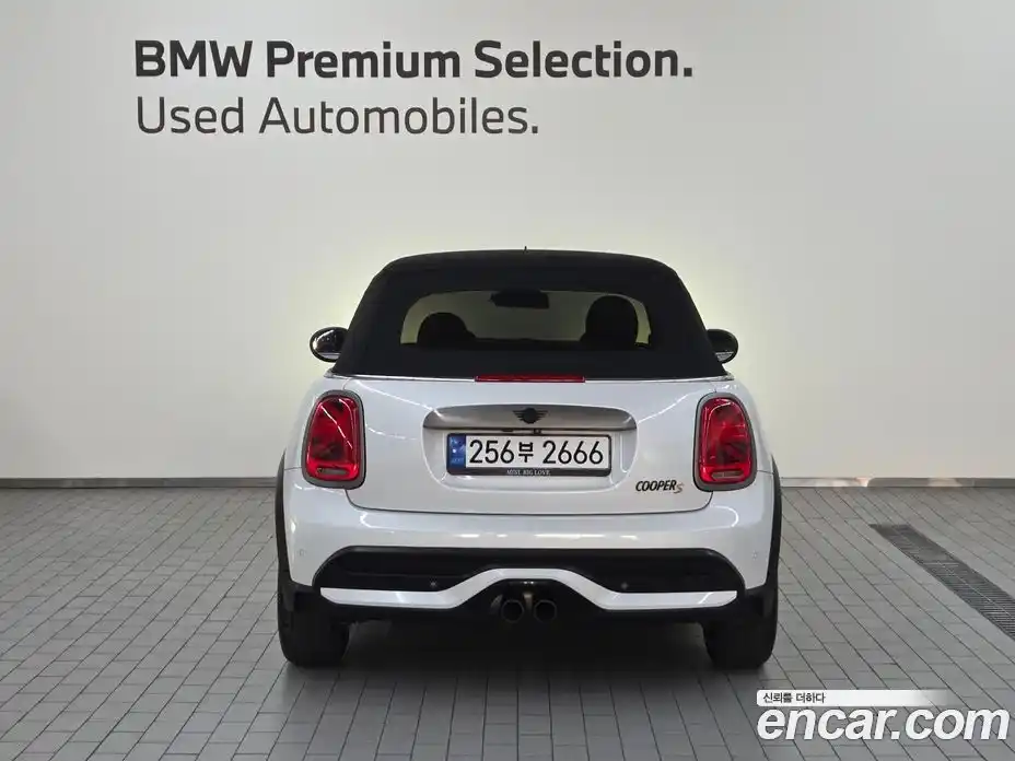 Mini Cooper Convertible 2023 2.0 гидро в Москве № 167415, фото 4