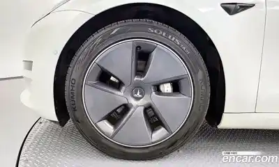 Tesla Model 3 2022 0.2 гидро в Москве № 167882, миниатюра 5