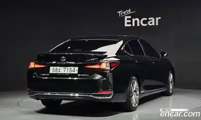 Lexus ES 2019 2.5 гидро в Москве № 168237, миниатюра 2
