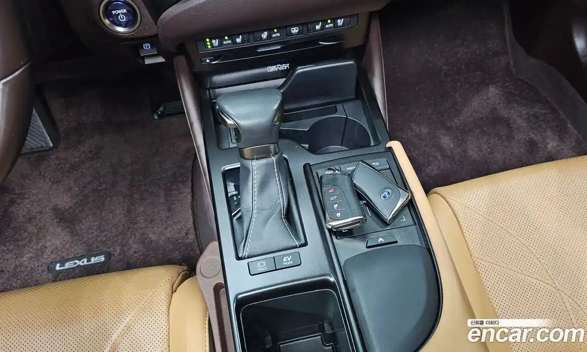 Lexus ES 2019 2.5 гидро в Москве № 168237, фото 9
