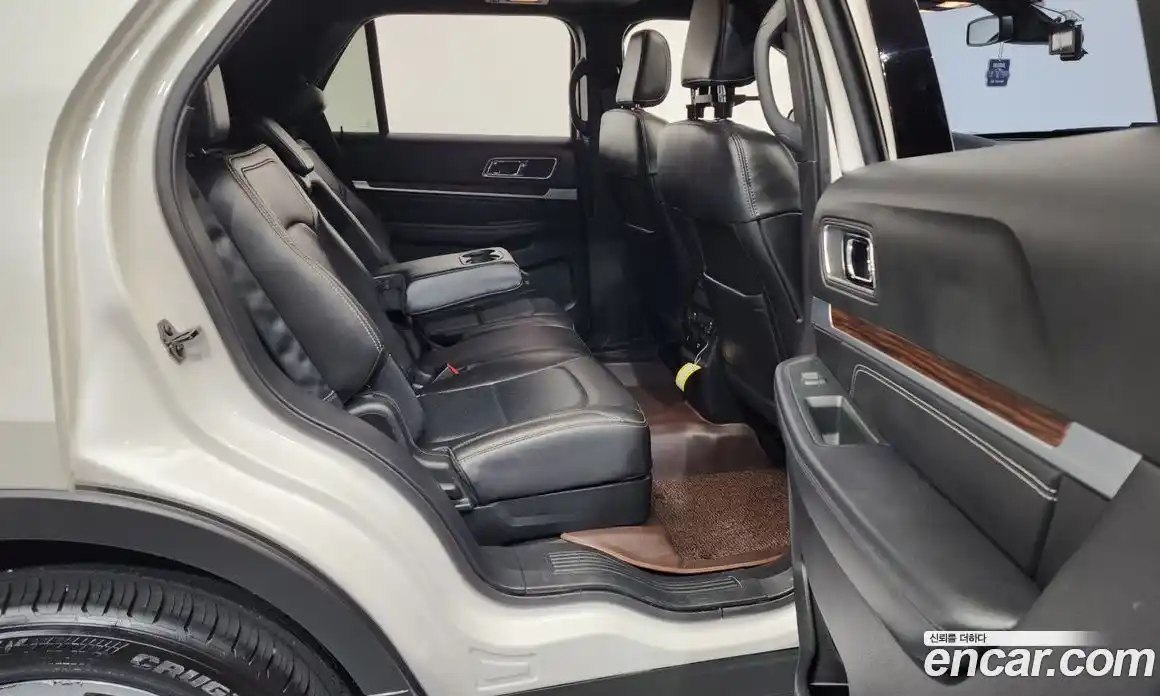 Ford Explorer 2018 2.3 гидро в Москве № 170970, фото 12