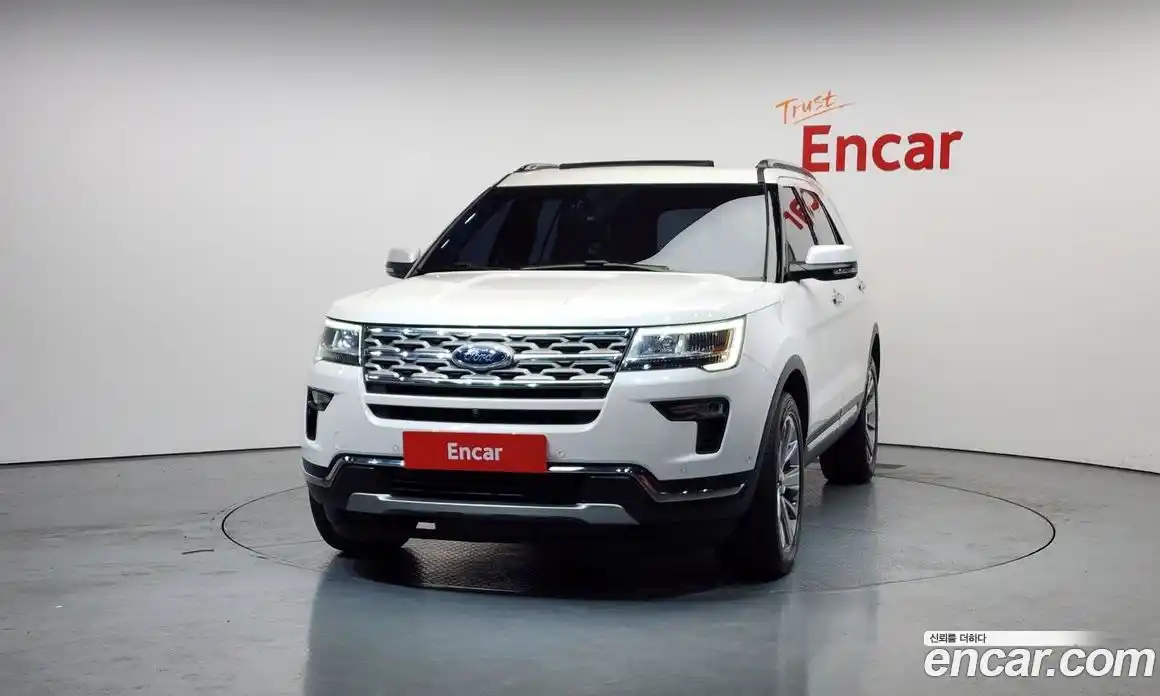 Ford Explorer 2018 2.3 гидро в Москве № 170970, фото 3